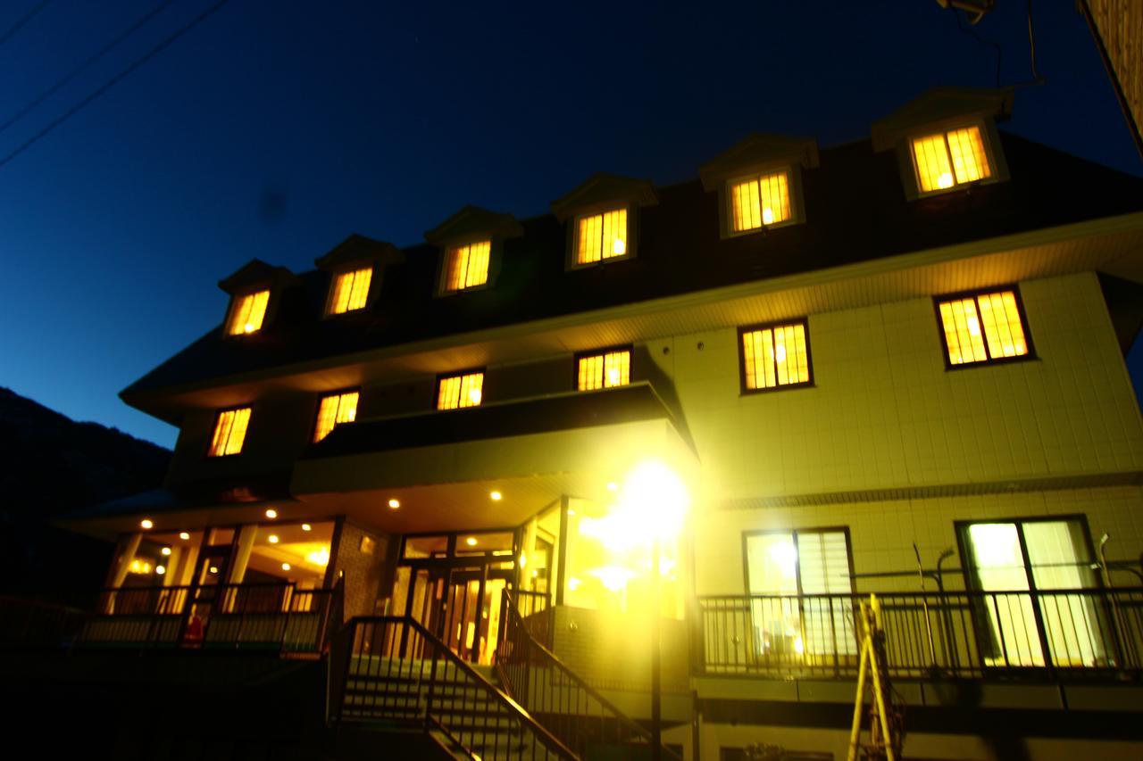 Hotel Utopia Juzava Kültér fotó
