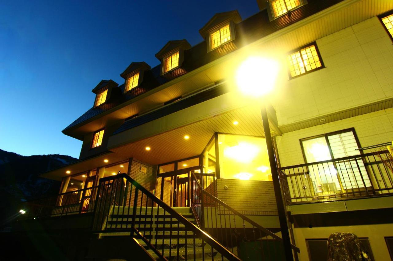 Hotel Utopia Juzava Kültér fotó